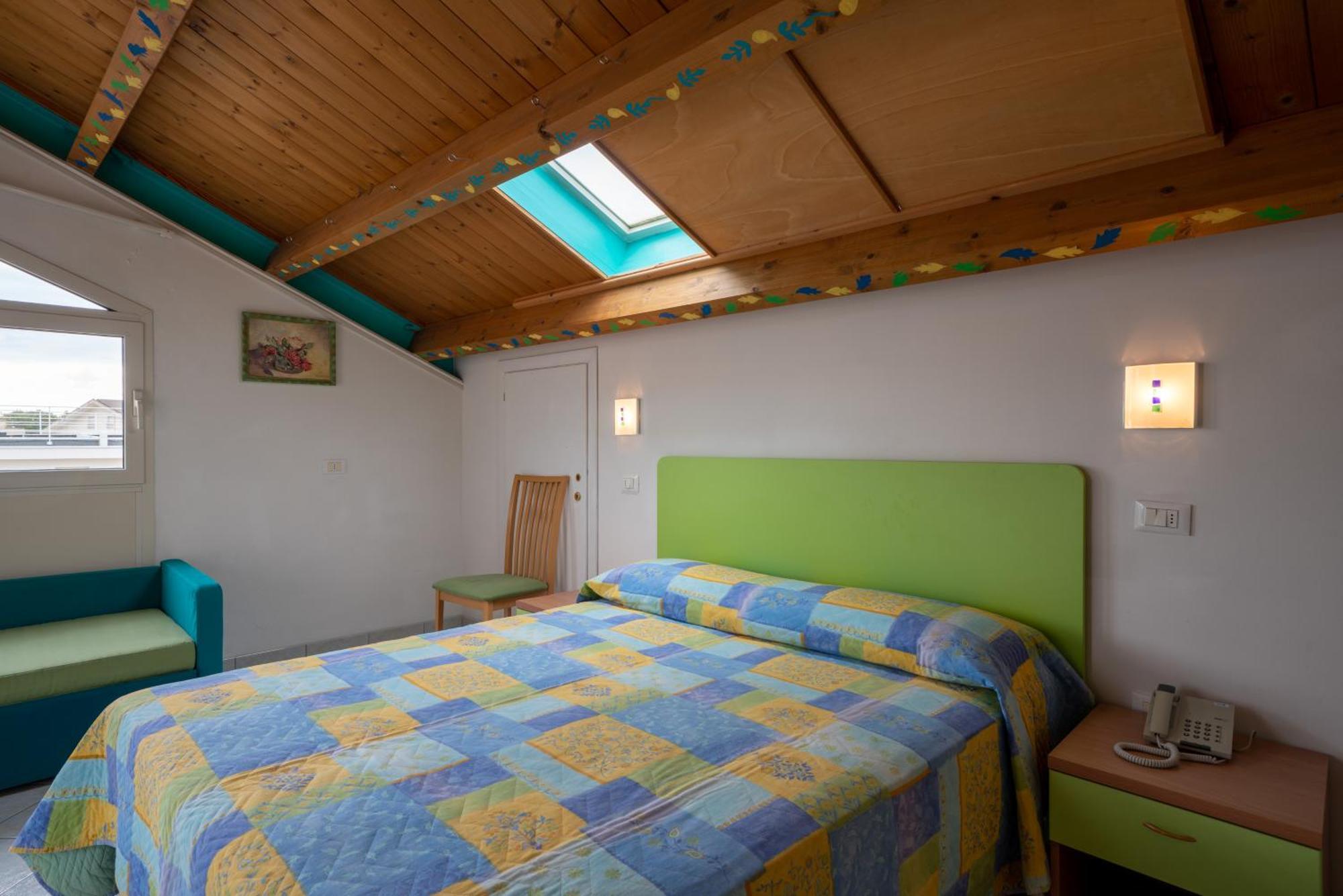 Hotel Marconi Cattolica Buitenkant foto