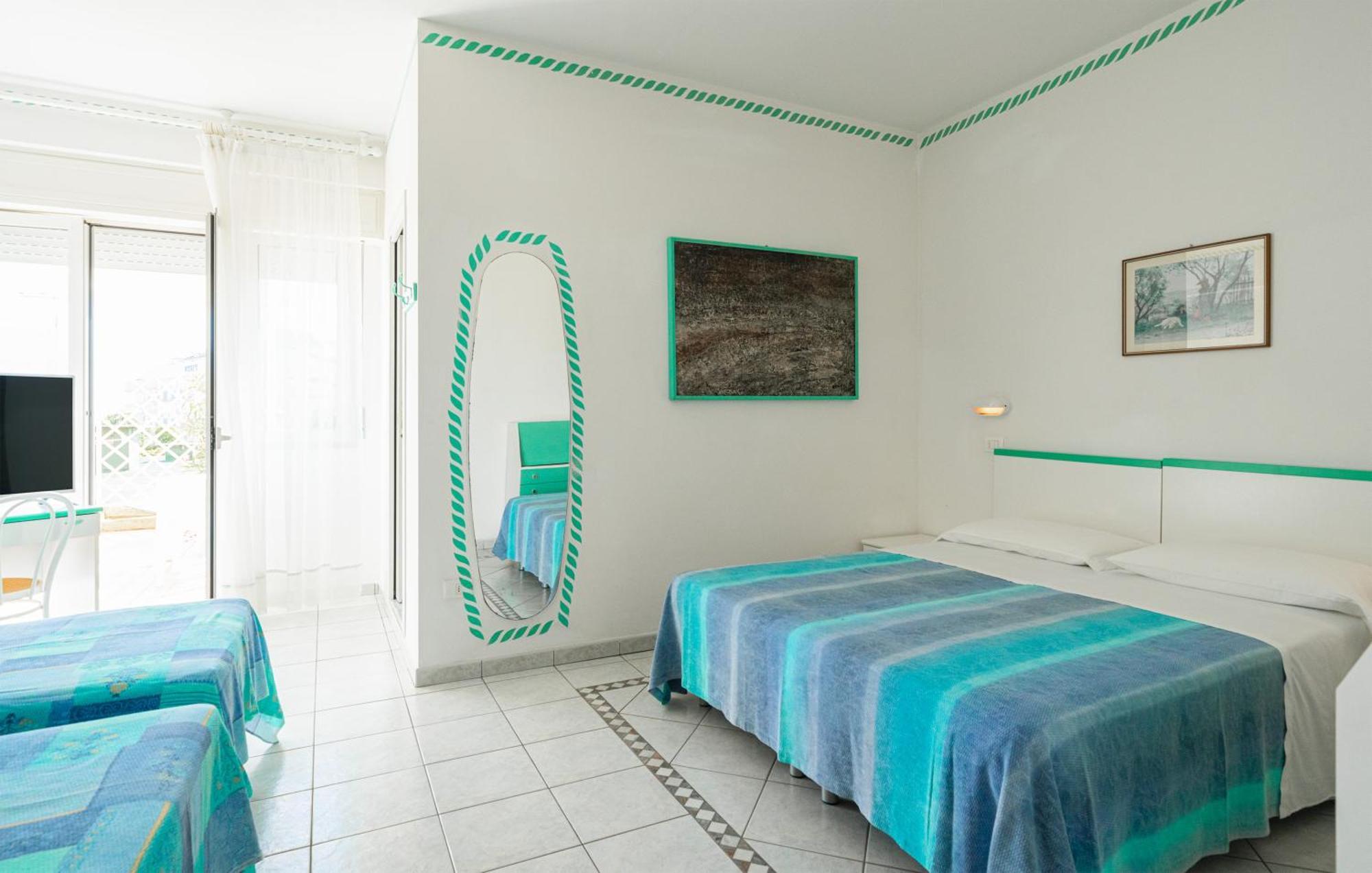 Hotel Marconi Cattolica Buitenkant foto