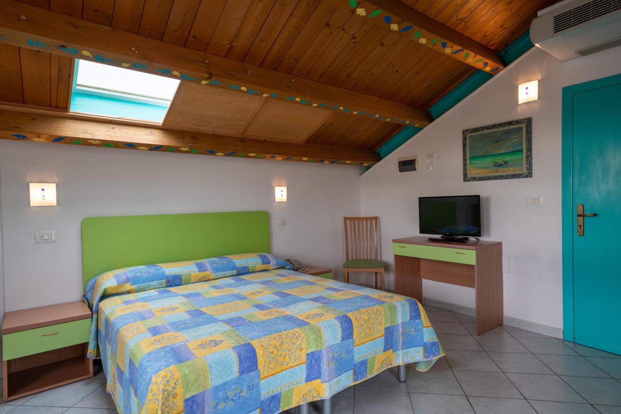 Hotel Marconi Cattolica Buitenkant foto