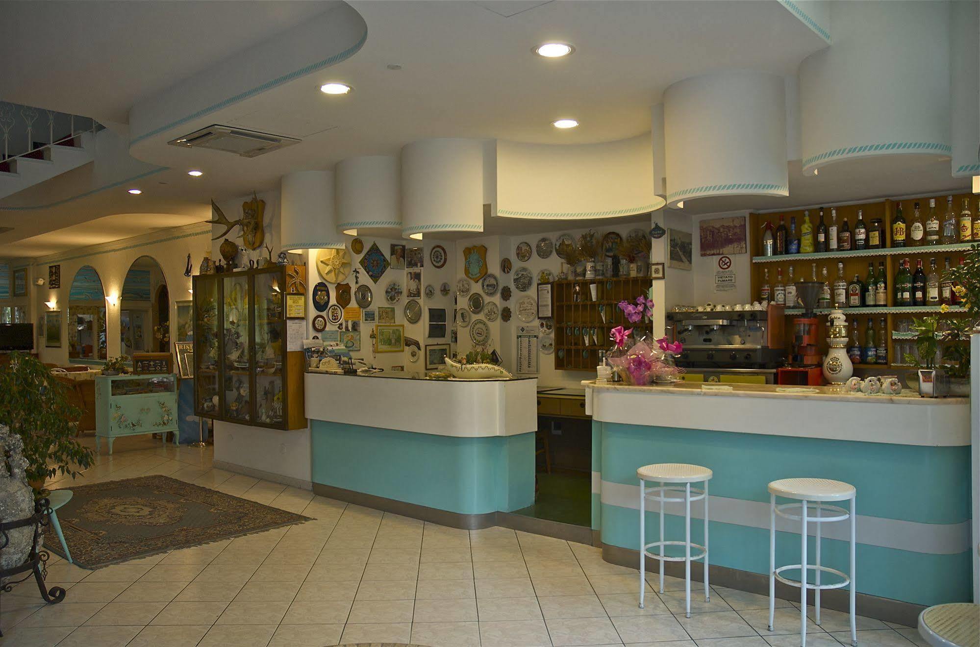 Hotel Marconi Cattolica Buitenkant foto