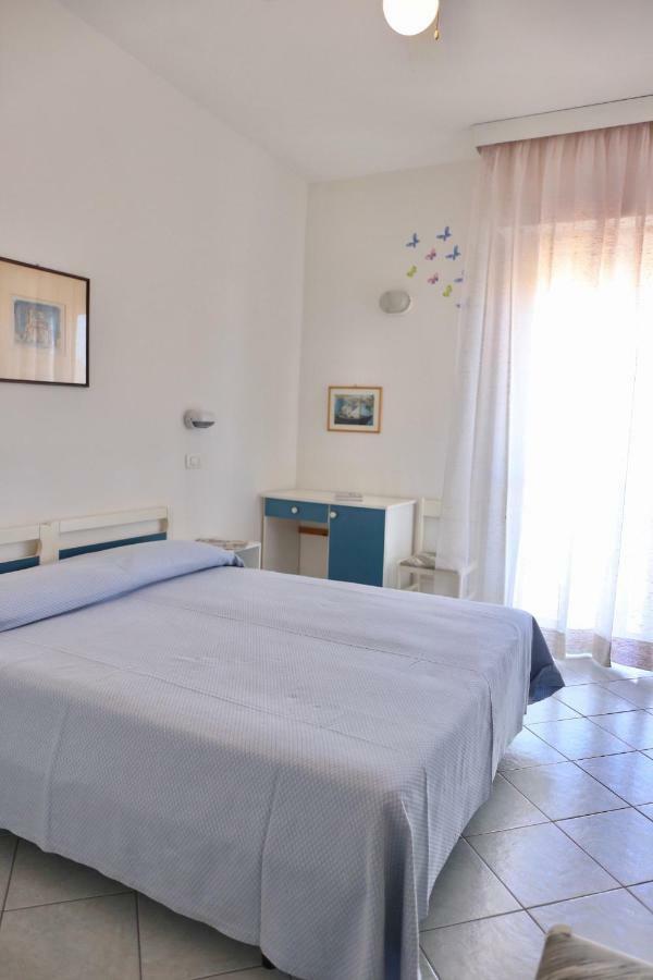 Hotel Marconi Cattolica Buitenkant foto