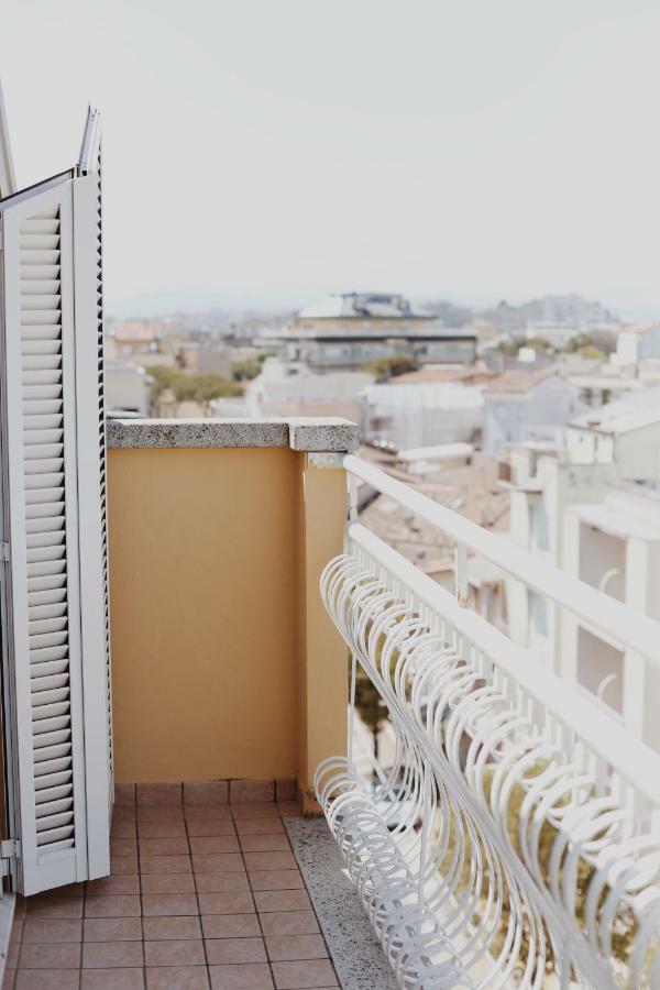 Hotel Marconi Cattolica Buitenkant foto